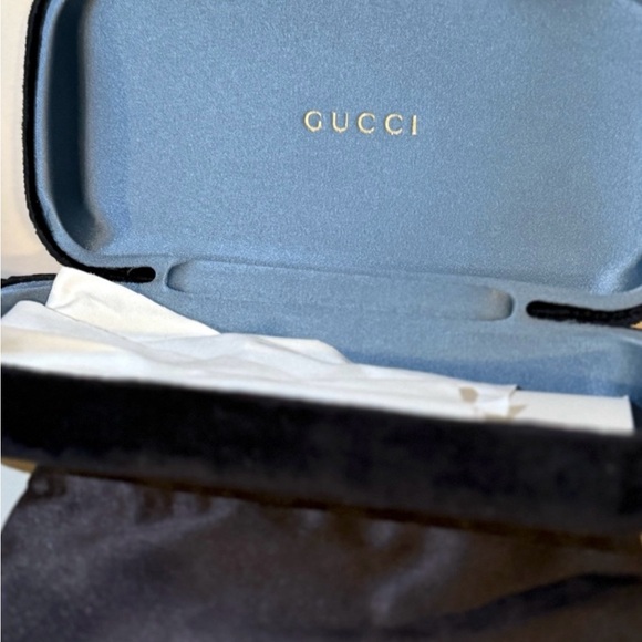 NEW Gucci Sunglasses Black Oversized Sunglasses never worn GG1692S - Picture 3 of 10